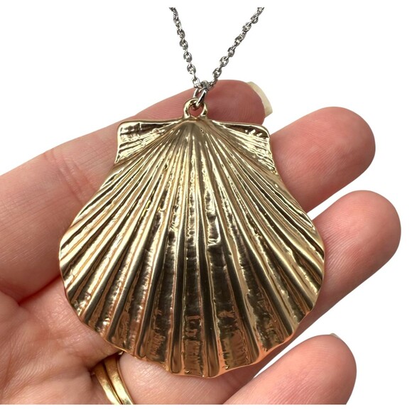 J. Jill Shell Necklace Island Air Pendant Mixed Metal Gold Silver Scallop Ocean - Picture 9 of 14